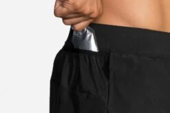 Brooks Men's Sherpa 3" Split Short -Run Style Shop 211329 001 D2 Sherpa 3in Split Short