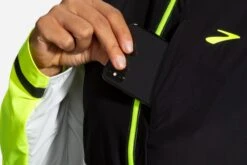 Brooks Women's Carbonite Jacket - Icy Grey/Black/Nightlife (221493030) 13 Brooks Women's Carbonite Jacket - Icy Grey/Black/Nightlife (221493030) -Run Style Shop 221493 030 D5 Carbonite Jacket