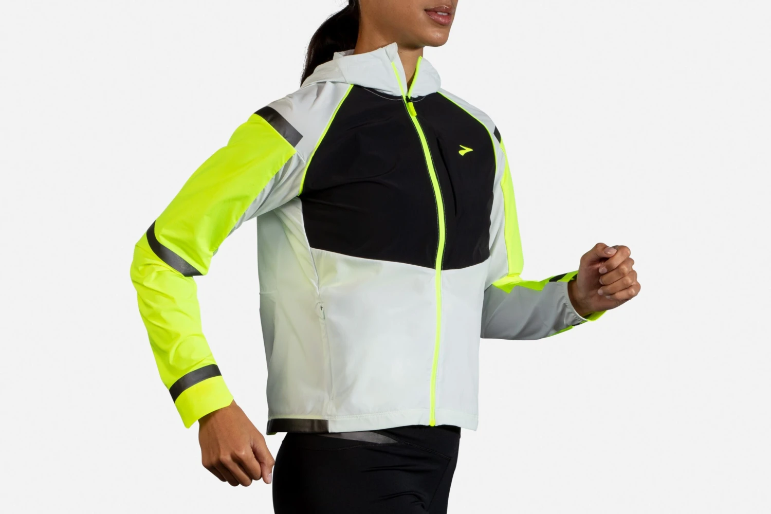 Brooks Women's Carbonite Jacket - Icy Grey/Black/Nightlife (221493030) 2 Brooks Women's Carbonite Jacket - Icy Grey/Black/Nightlife (221493030) - Image 2