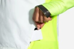 Brooks Women's Carbonite Vest - Icy Grey/Black/Nightlife (221498030) 12 Brooks Women's Carbonite Vest - Icy Grey/Black/Nightlife (221498030) -Run Style Shop 221498 030 D2 Carbonite Vest