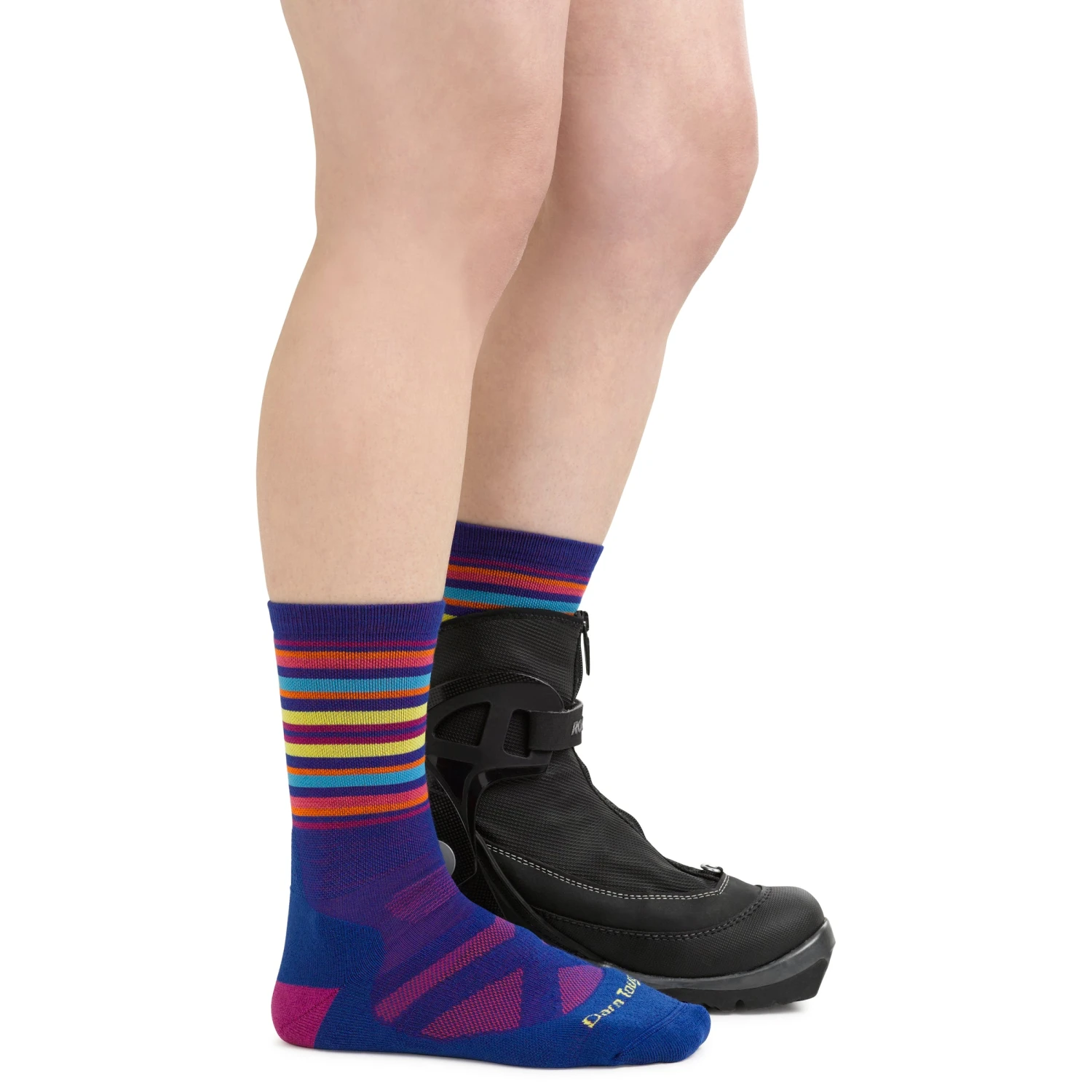 Darn Tough Women's Oslo Nordic Boot Lightweight Sock 3 Darn Tough Women's Oslo Nordic Boot Lightweight Sock - Image 3