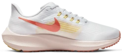 Nike Women's Pegasus 39