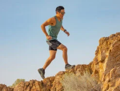 Topo Men's Ultraventure Pro -Run Style Shop M044.Forest Orange 07