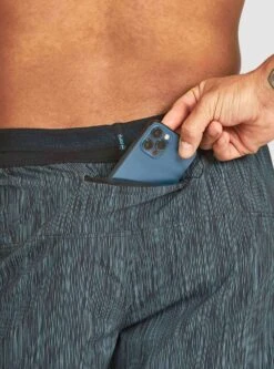 Janji Men's 5" AFO Middle Short -Run Style Shop ezgif.com gif maker 60 dee9226f 234b 4e89 b15d 5c4d71013b99