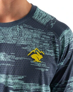 Rabbit Men's EZ Tee Perf LS | Trail 9 Rabbit Men's EZ Tee Perf LS | Trail -Run Style Shop rabbit mens ez tee perf ls 2