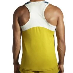Brooks Men's Atmosphere Singlet 16 Brooks Men's Atmosphere Singlet -Run Style Shop www brooksrunning com 211384 428 mb atmosphere singlet mens sleeveless running top
